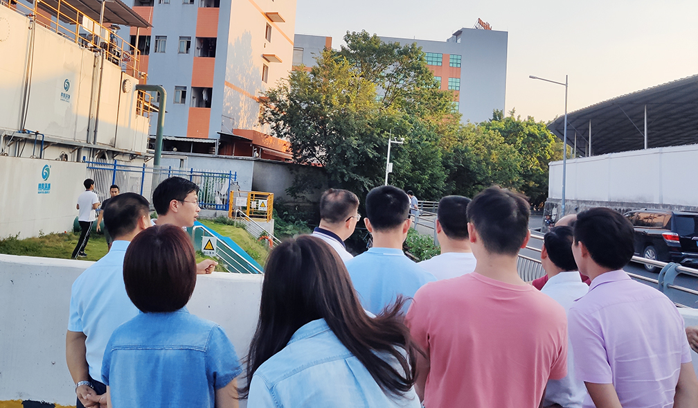 区委书记赵军明一行莅临我司广州市白云区石马村项目考察指导工作