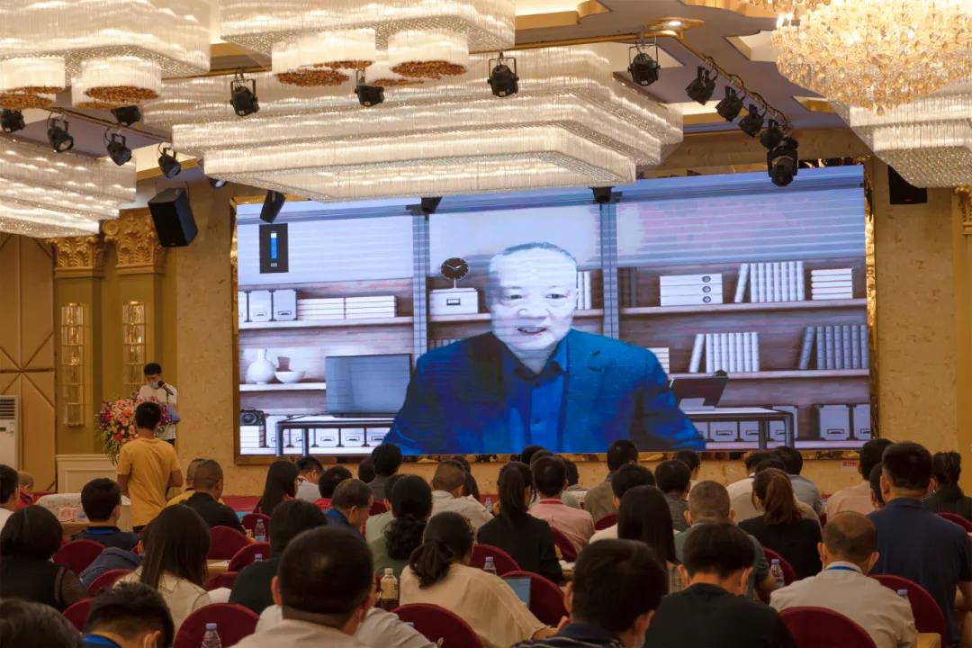 中国工程院院士、火箭军后勤科学技术研究所所长侯立安 发表演讲