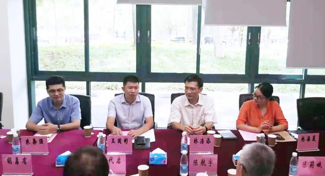 鹏凯环境与华南理工大学环境与能源学院签署战略合作协议